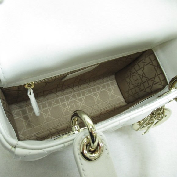 Dior Lady Dior Shoulder Bag White Lambskin [sheep leather] M105380LAV - Picture 5 of 10